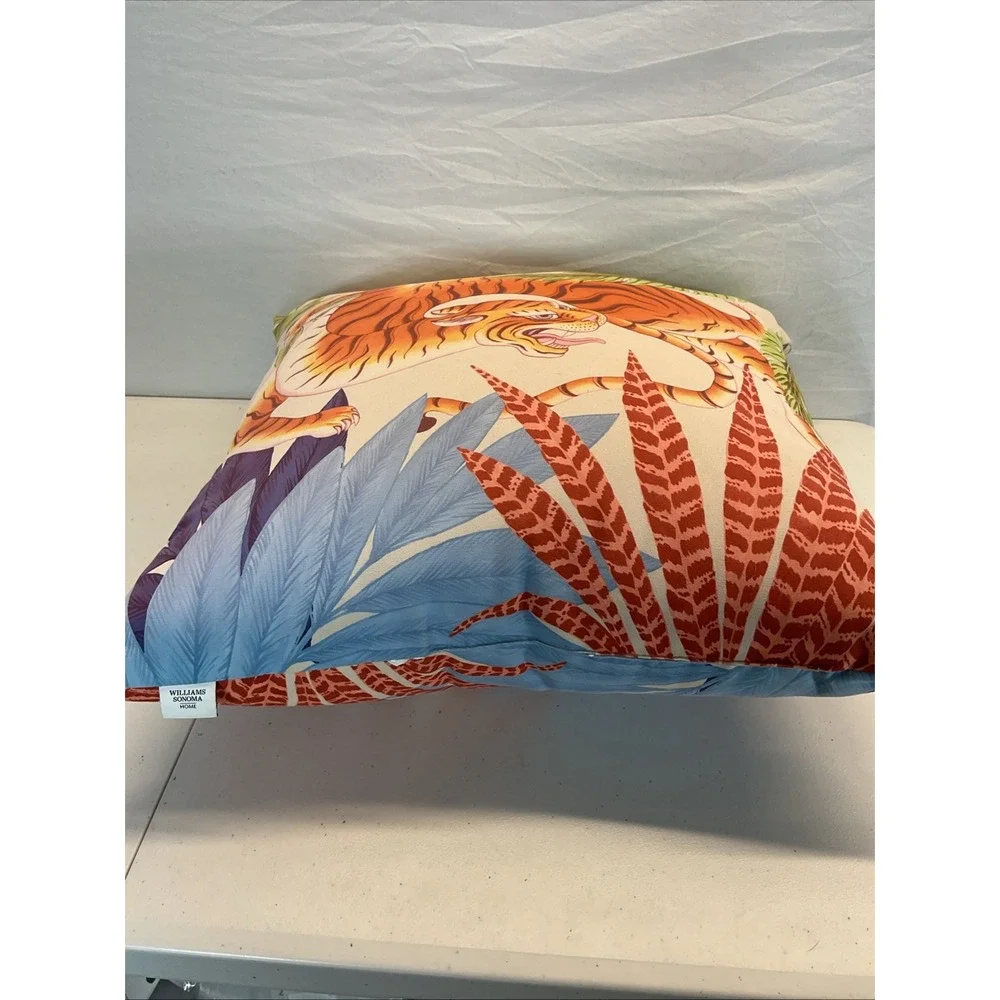 Williams Sonoma Home 22